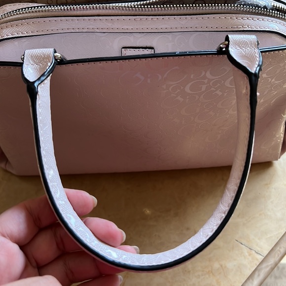 Guess Satchel/ Crossbody - Picture 6 of 15